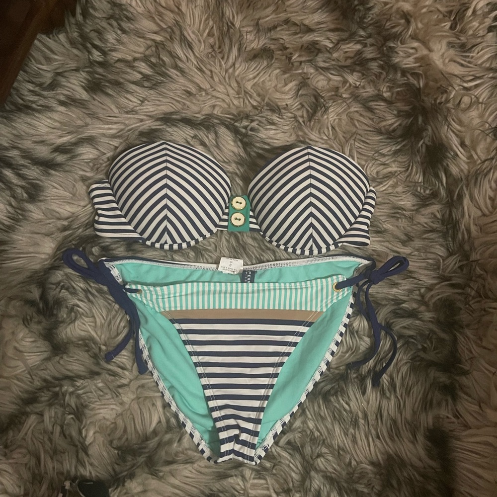 Bikini BOTTOM-SPERRY Small TOP-XHILARATION Mediums